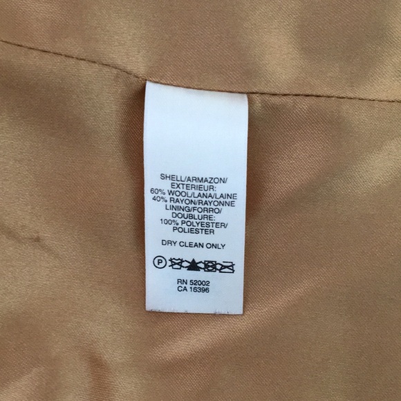 Coat - Picture 3 of 4